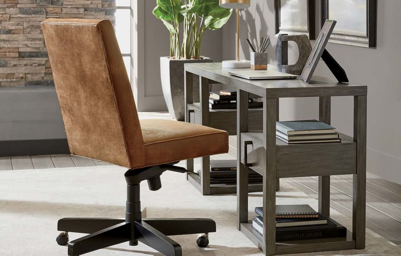 cleanlinedclaredon_office_room