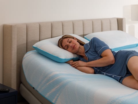 TEMPUR_ActiveBreeze_Lifestyle_Queen_Pillows_UndressedBed_9_5x7_7_17_2024_9_54_55_AM