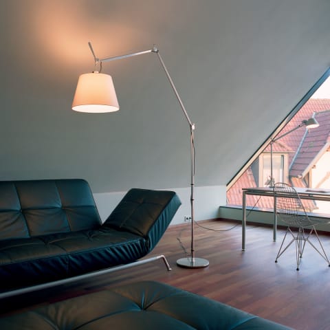 Artemide lights: Floor, pendant & table lamps - In the shop or store