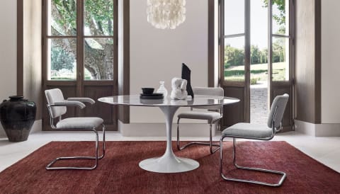 Saarinen tulip on sale high tables